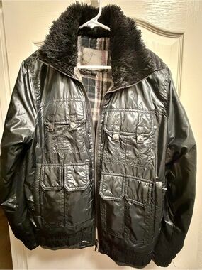 GUESS Black Faux Fur Collar Plaid Lined Y2K Utility Jacket Size M